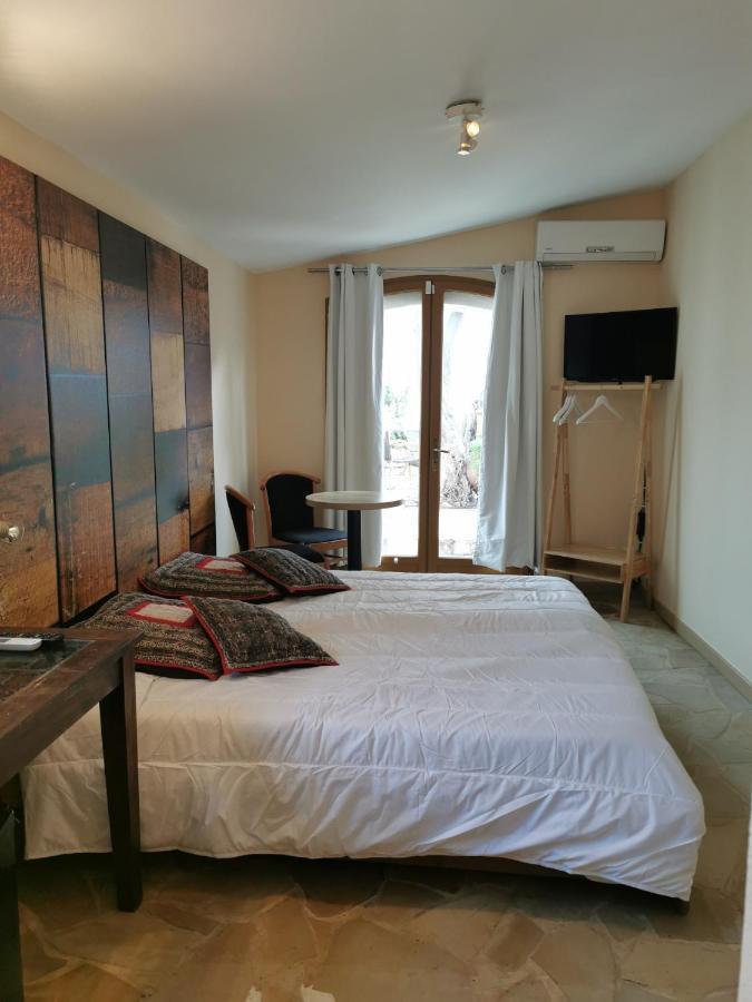 site machambreencamargue Vauvert Extérieur photo
