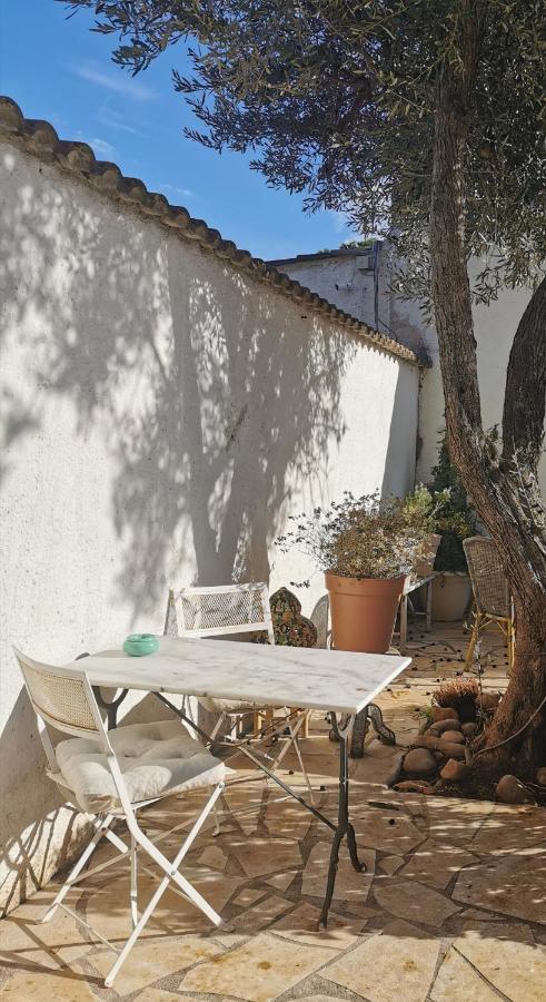 site machambreencamargue Vauvert Extérieur photo