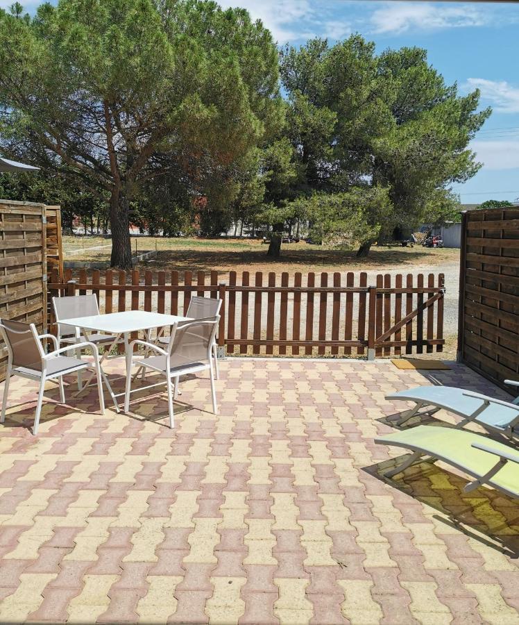 site machambreencamargue Vauvert Extérieur photo